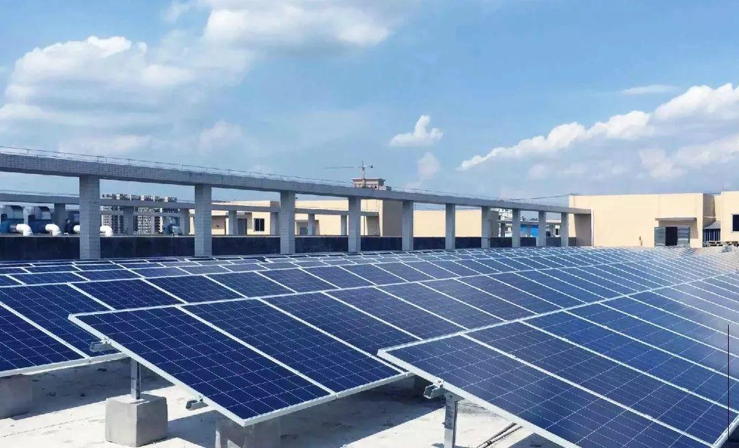 為什么秋季的光伏發(fā)電量比夏季還高？